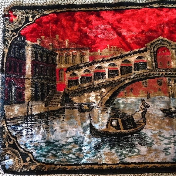 VENICE CANAL SCENE WOVEN RUG/WALL HANGING - Picture 5 of 7